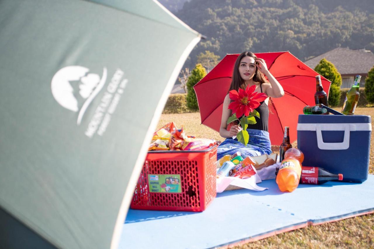 פוקהרה Mountain Glory Forest Resort מראה חיצוני תמונה