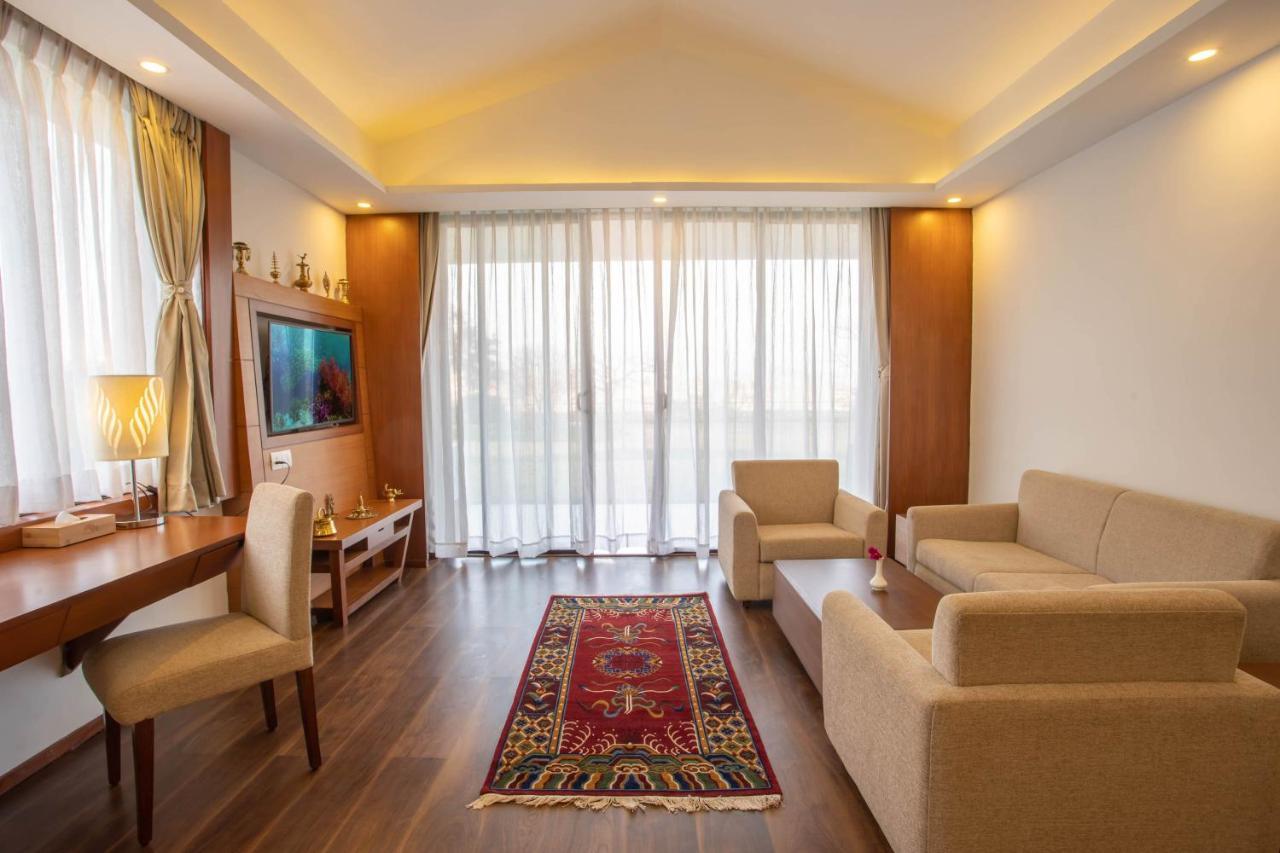 פוקהרה Mountain Glory Forest Resort מראה חיצוני תמונה